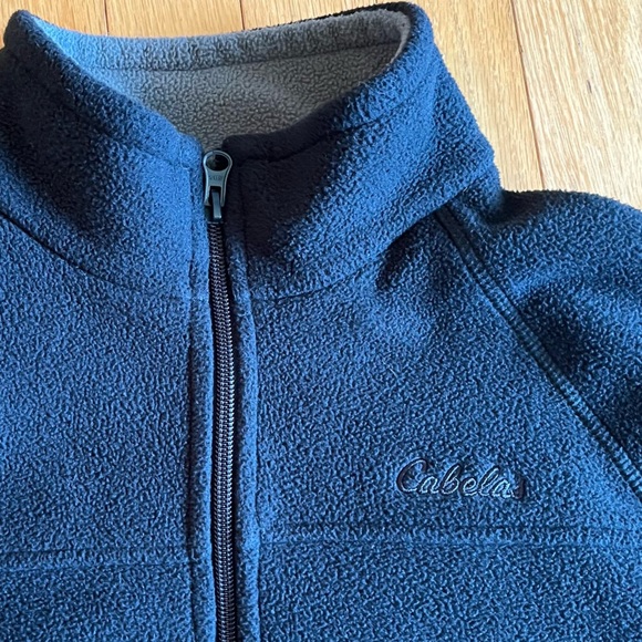 Cabela's Black Zip Up Sweater Fleece. Medium - Picture 3 of 7